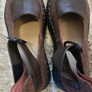 Elegant Brown Women's Flats with Strap